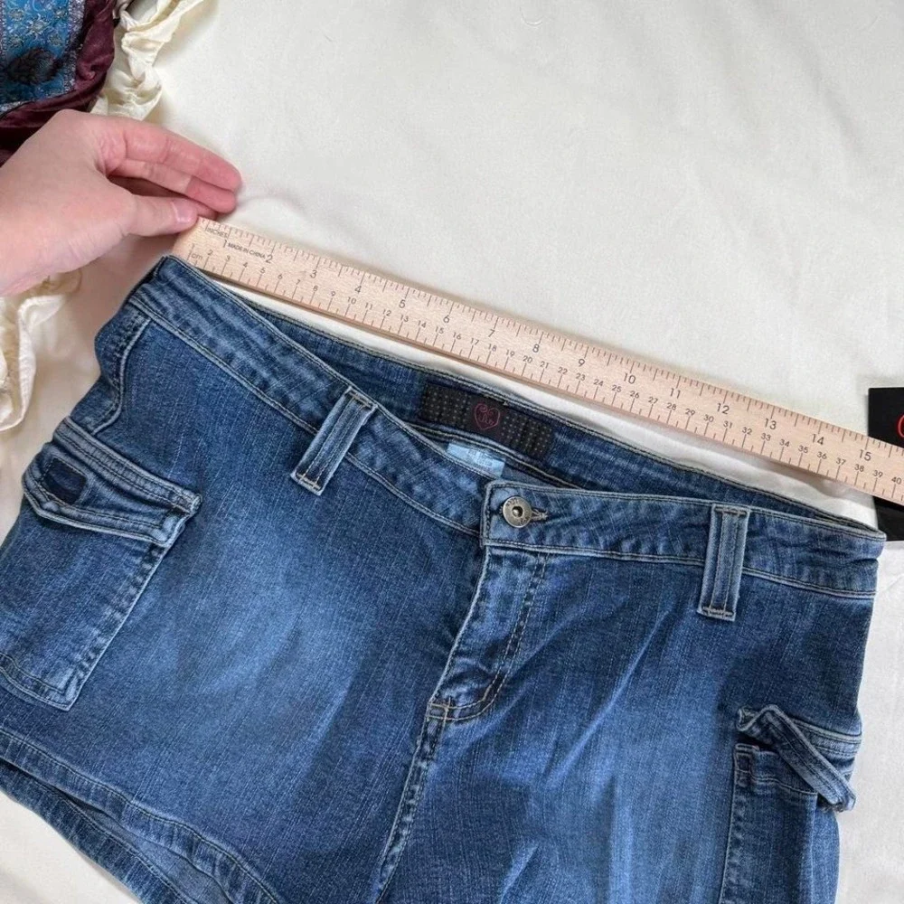 N/A y2k jean
